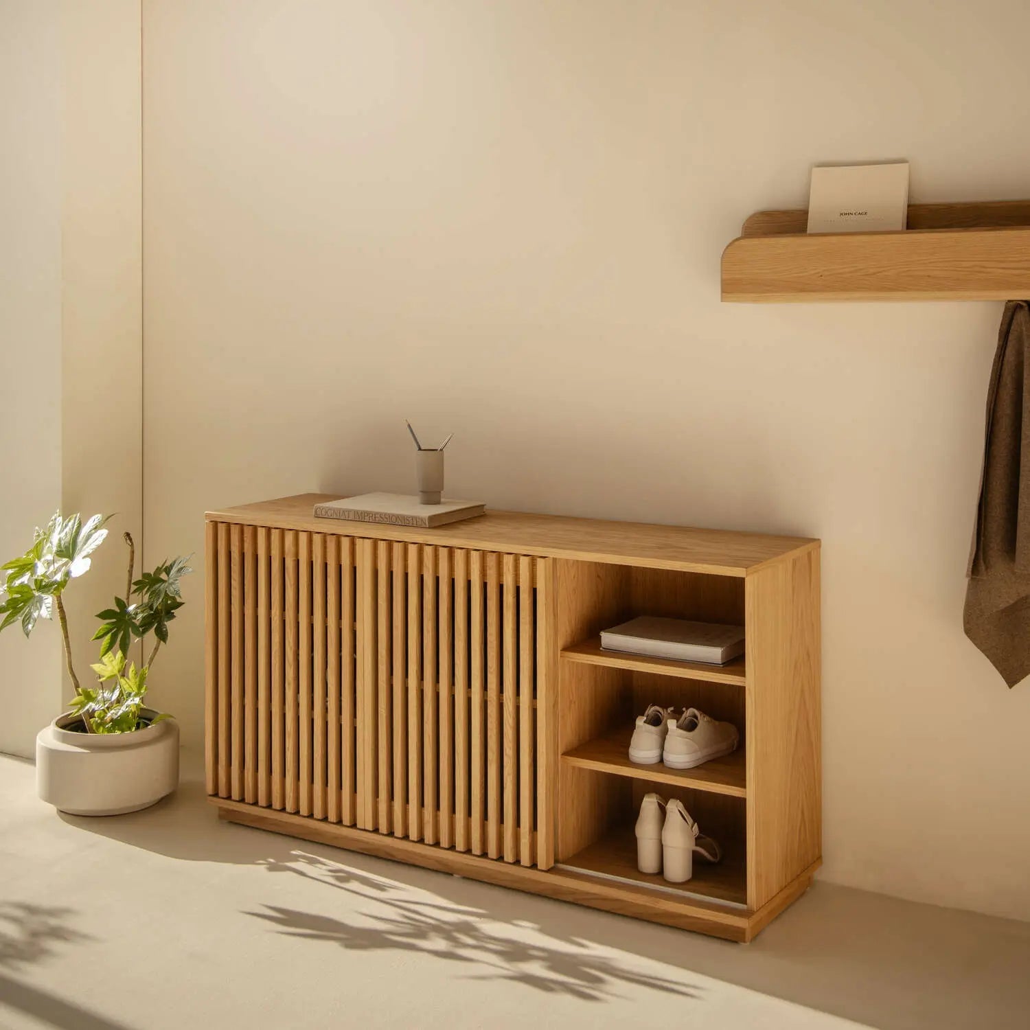 Beam-Slide-Flurkommode Sternzeit Design