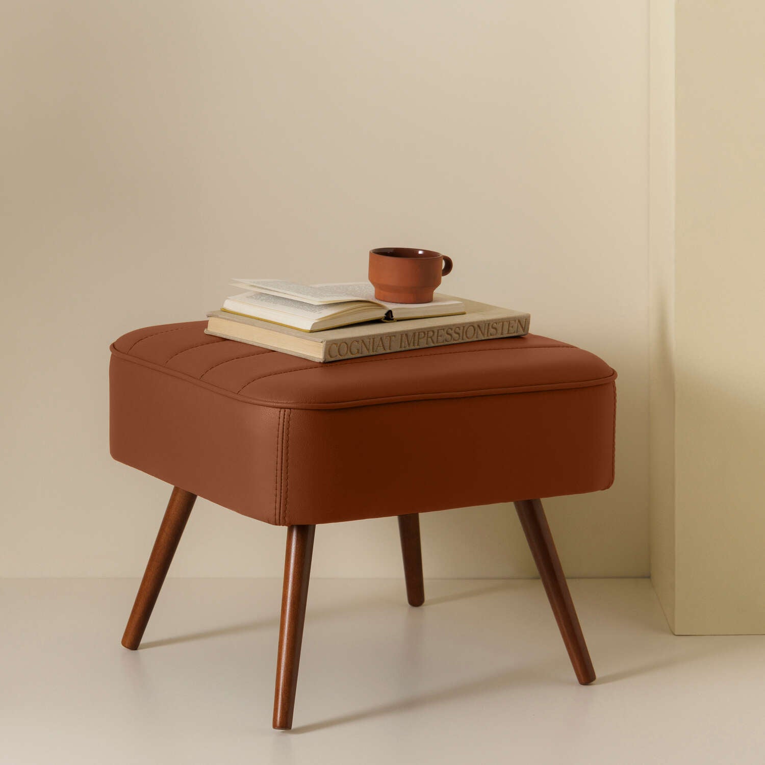 Pluto Fußhocker Sternzeit Design