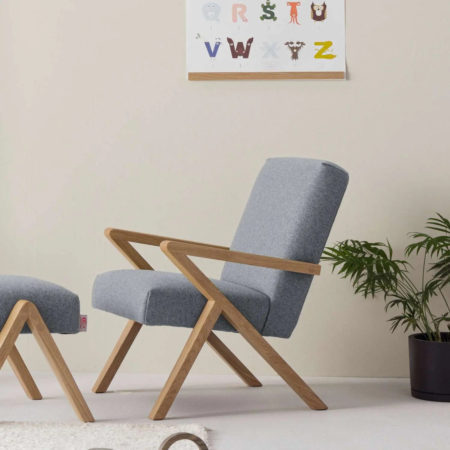 KidsRetrostarChair-WoolLine