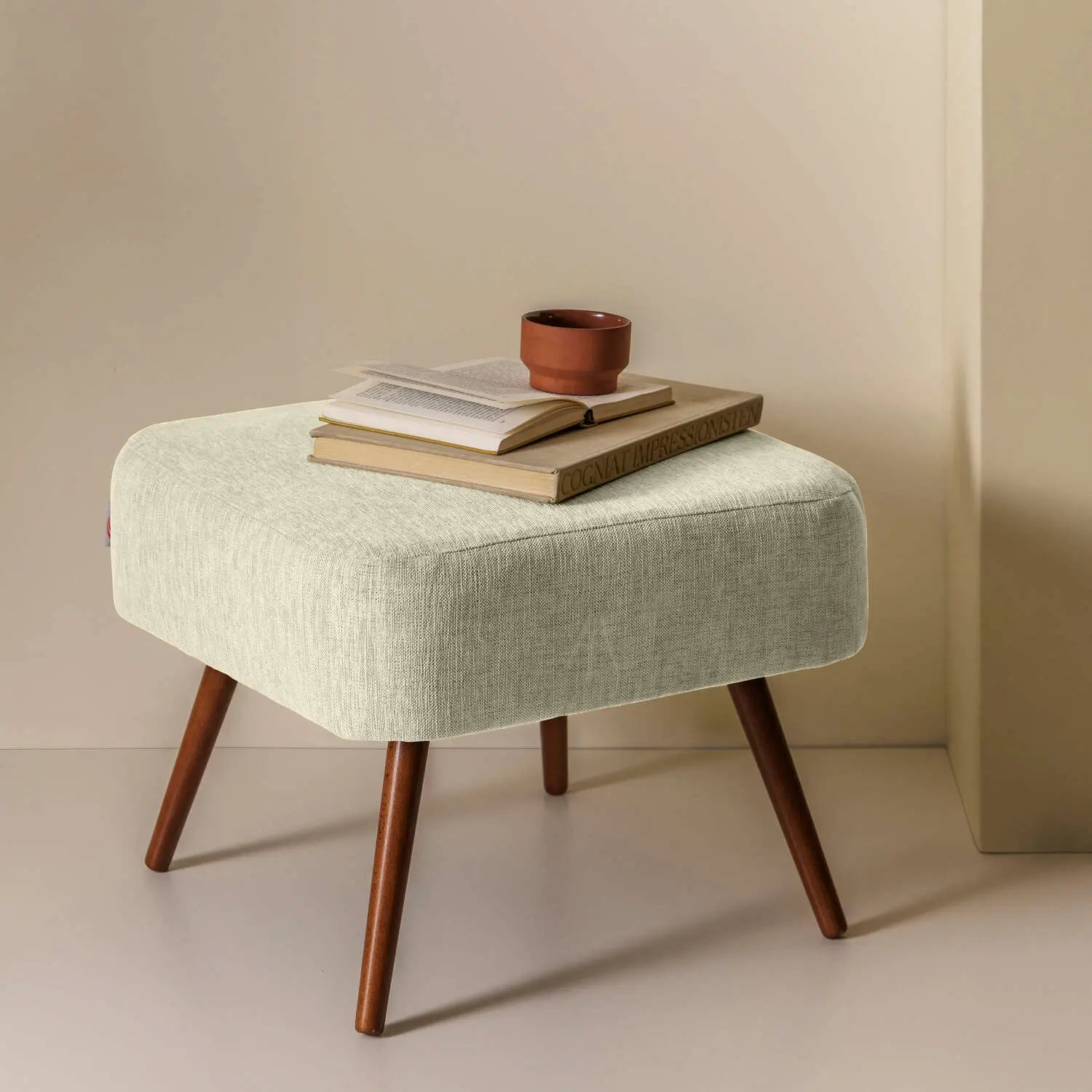 Pluto Fußhocker - New Life Sternzeit Design