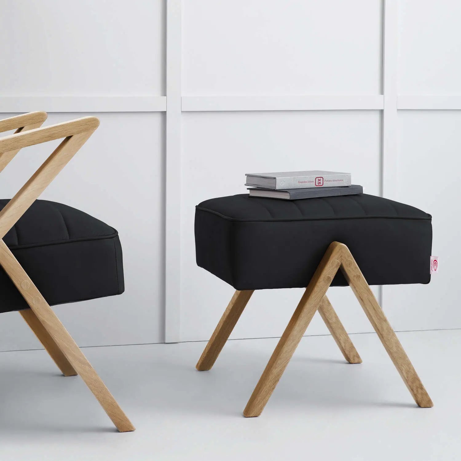 RetrostarFootstool-Leder