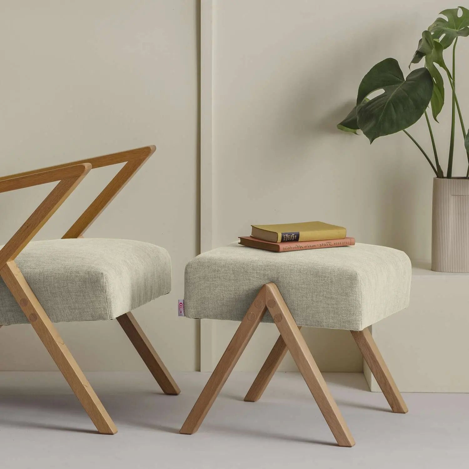 RetrostarFootstool-NewLife