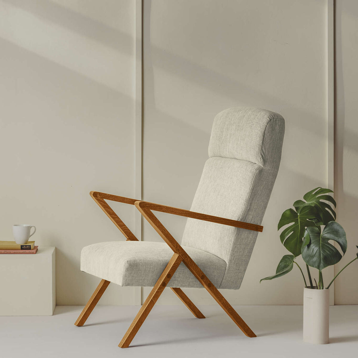 Retrostar Lounge Chair - Sternzeit Design
