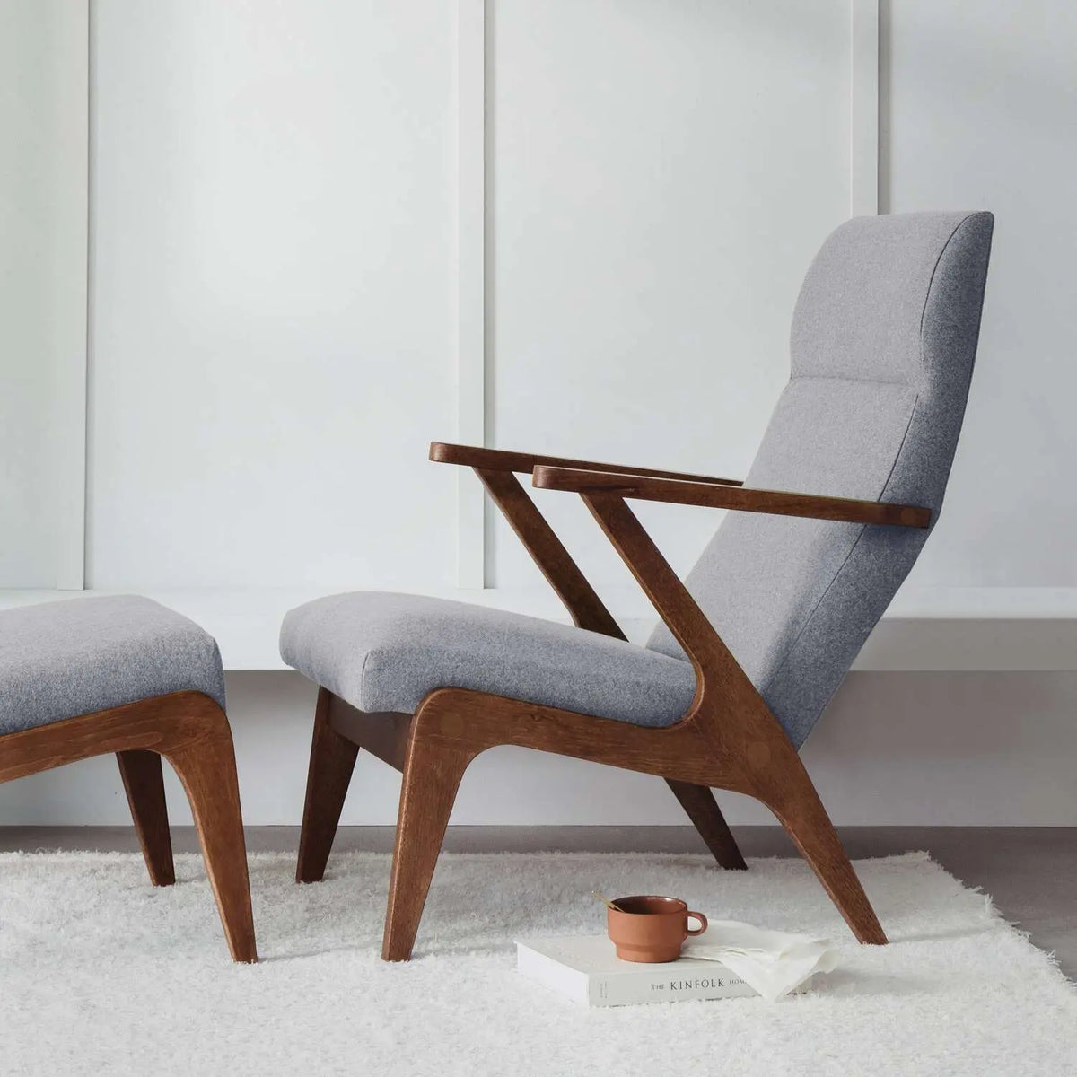 Apollo Lounge Chair - Wool Line - Sternzeit Design