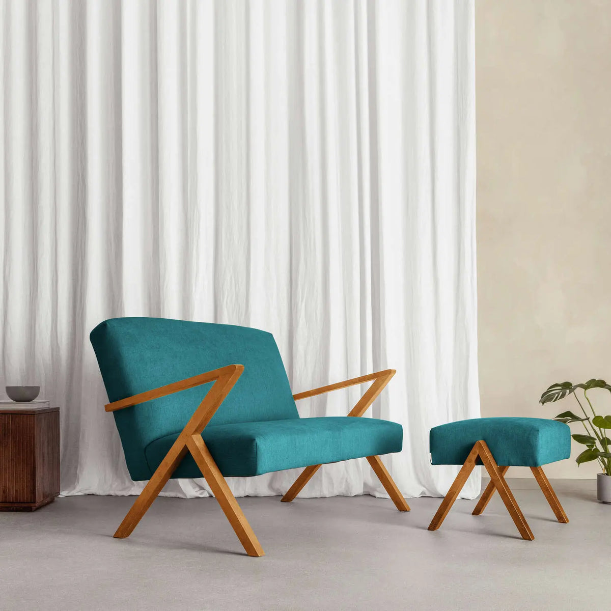 Retrostar 2-seater Sofa - Basic Line - Sternzeit Design